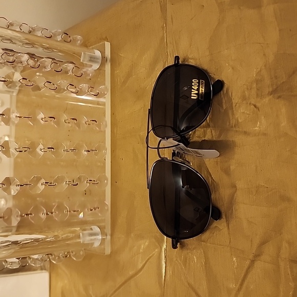 BUNDLE OF 2 SUNGLASSES - Picture 3 of 3